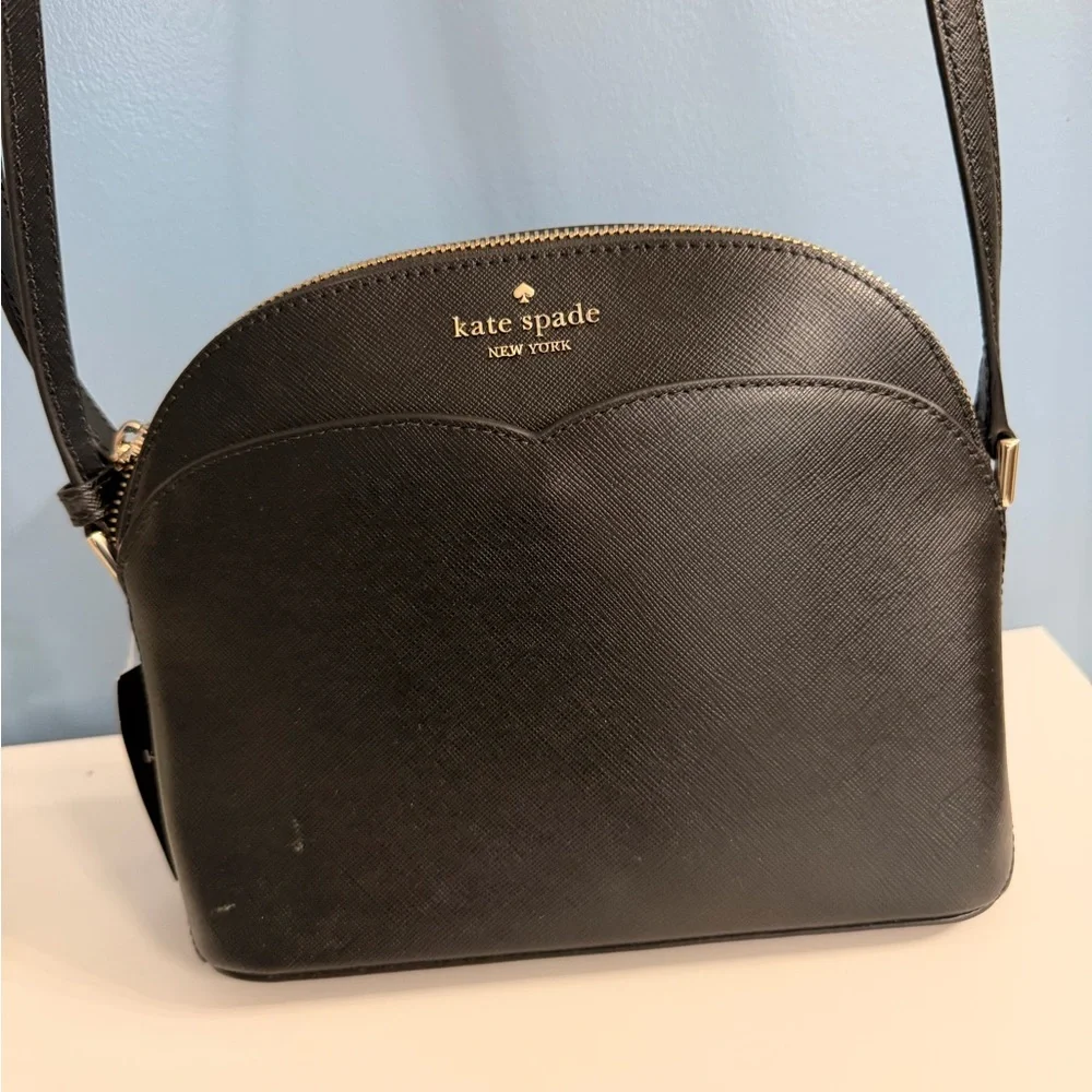 NWT Kate Spade Payton Dome Crossbody Black Saffiano Leather Gold Hardware - Picture 5 of 14